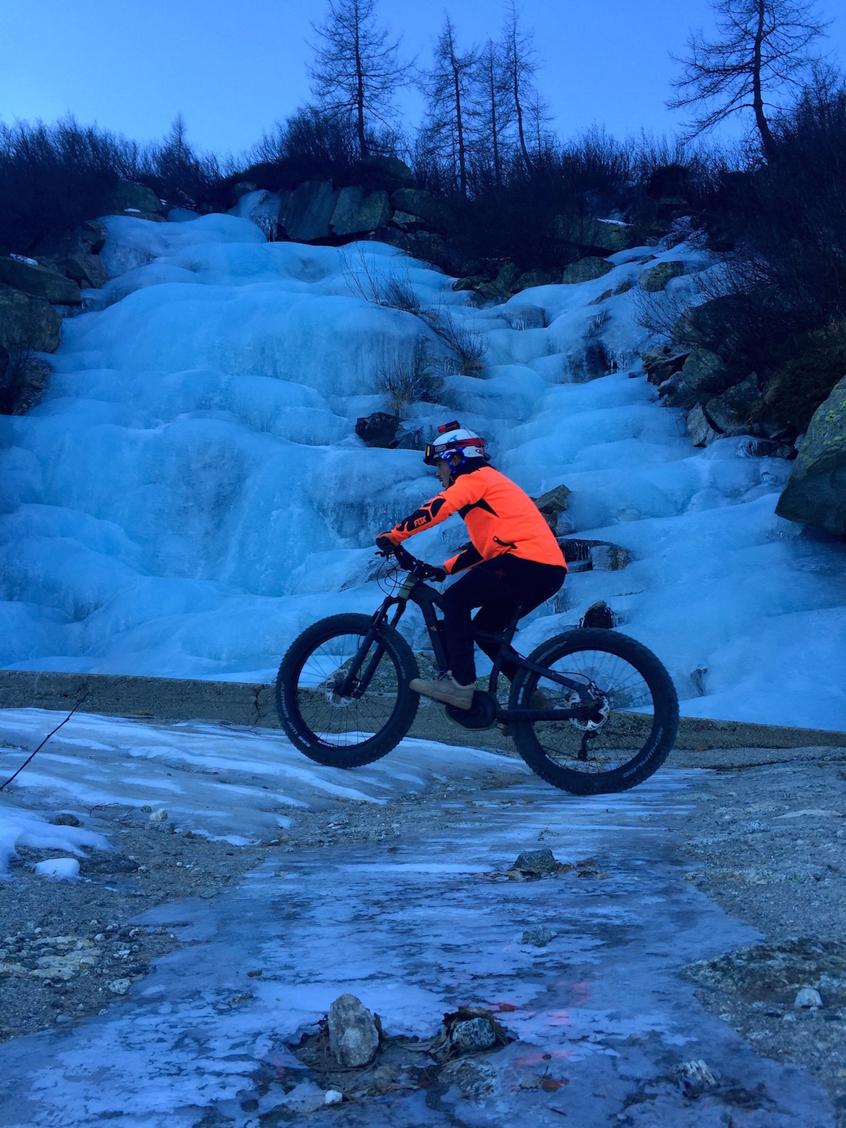 Verso il Ghiacciaio Presena Fat e-Bike Experience Tecno Bike Terni