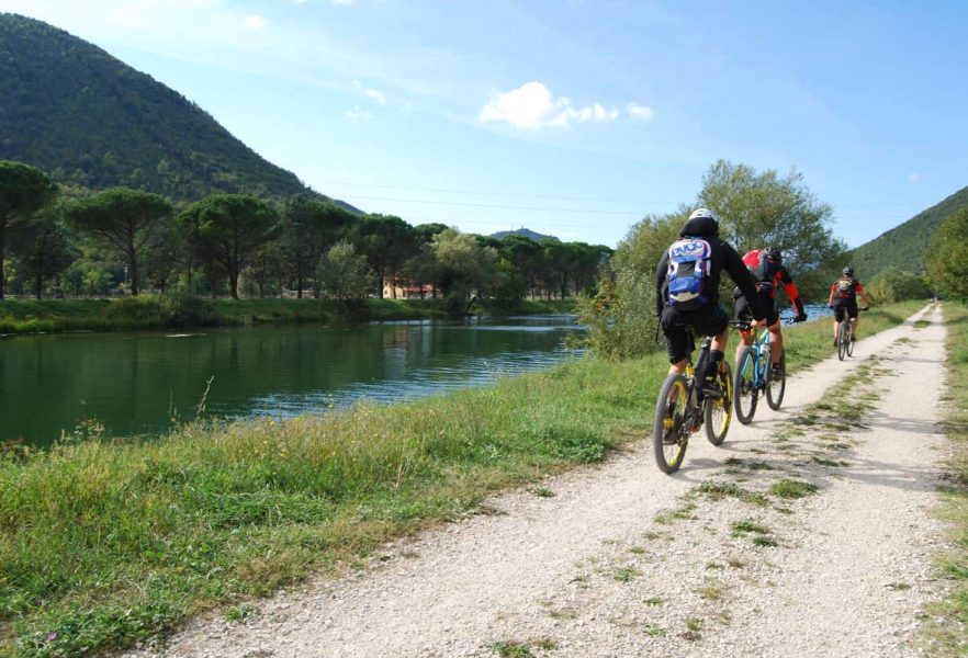 Green Way del Nera in MTB Elettrica e Mountain Bike